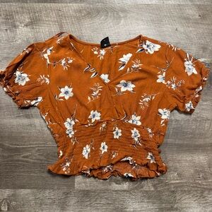 Paper Crane Floral Short Sleeve Shirt Size Medium